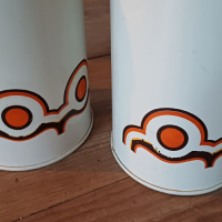 Voorraadbus brabantia met bruin oranje motiefjes