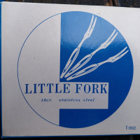 Vorkjes met gekleurde handvatjes plastic en metaal