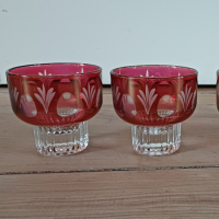 Vintage borrelglaasjes italiaans design rood met figuren
