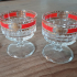 Vintage woestijnglas met rode bies gouden figuren