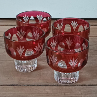 Vintage borrelglaasjes italiaans design rood met figuren