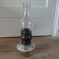 Antieke Majolica lamp met bloemmotief