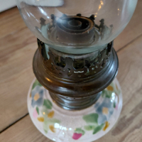 Antieke Majolica lamp met bloemmotief