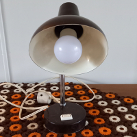Vintage bureaulamp met bruine teint