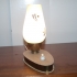 Vintage lampje met drukknop en voet