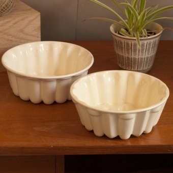 Vintage puddingvorm gebroken wit