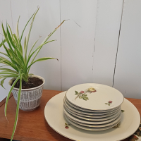 Gebakstel Winterling Bavaria met 8 schoteltjes en bloemmotief