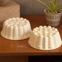 Vintage puddingvorm gebroken wit