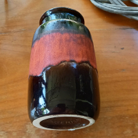 Vintage vaasje W. Germany in bruin en roodtinten