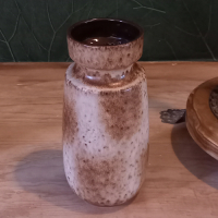 Vintage Vaas W. Germany in creme en bruine tinten