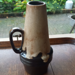 Vintage vaas W. Germany met bruine tinten en oor