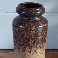 Vintage Vaas W. Germany in bruin gespikkelde structuur