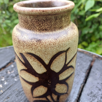 Vintage vaasje West Germany Scheurich met plantafbeeldingen