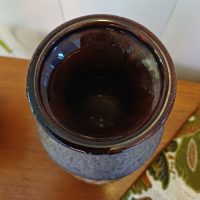 Vintage vaasje met bloemmotief Austria