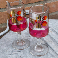 Sherry en portglaasjes in goud en roze
