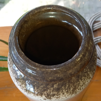 Vintage Vaas W. Germany in wit en bruintinten