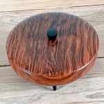 Vintage blikken trommel op pootjes met houtlook folie