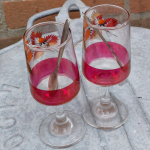 Sherry en portglaasjes in goud en roze