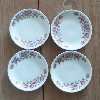Vintage lekbakjes met bloemmotief Bavaria W. Germany