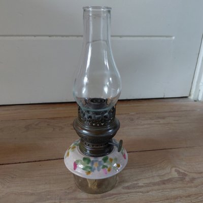 Antieke Majolica lamp met bloemmotief